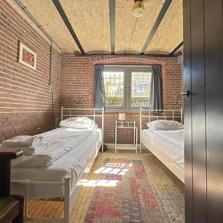 בית נופש Weeshuis Groot