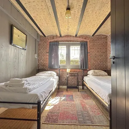 בית נופש Weeshuis Groot *