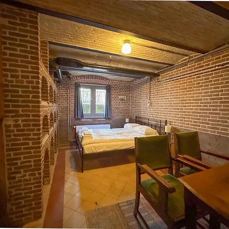 別荘 Weeshuis Groot エンクホイゼン