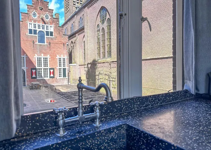 Weeshuis Groot エンクホイゼン